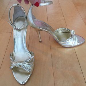 ALDO GOLD GENUINE LEATHER EMBELLISHED SANDALS SZ. 37, NEW